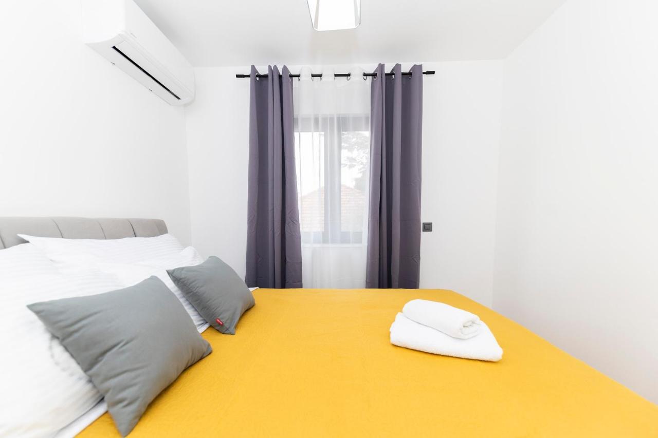 Apartment Marianne , Parking Free , 2 Bedroom & 2 Bathroom , Modern & Cozy Zadar Exterior photo